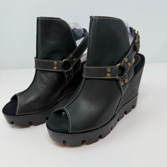 Sbicca Shoes - Sbicca Rayanne Wedge Ankle Booties Women's 9M Black Sandals Luxury EUC